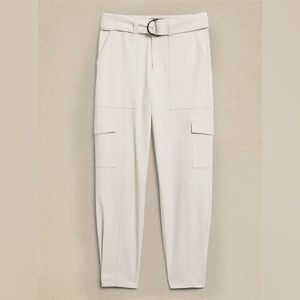 Cream colored tapered crop cargo pant
